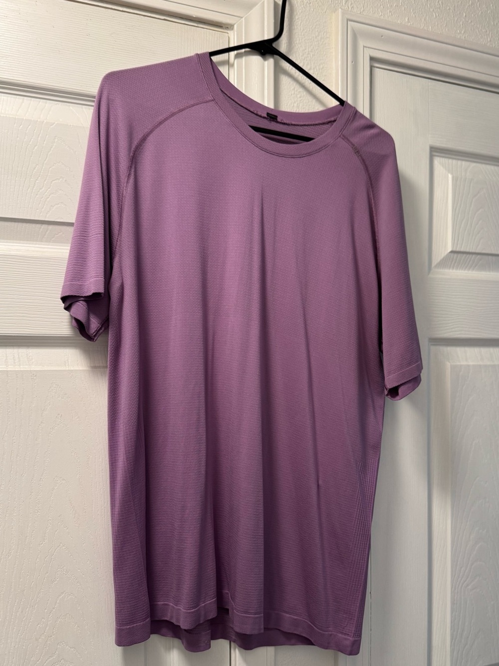 lululemon athletica Men's Short Sleeve Tee - Lavender